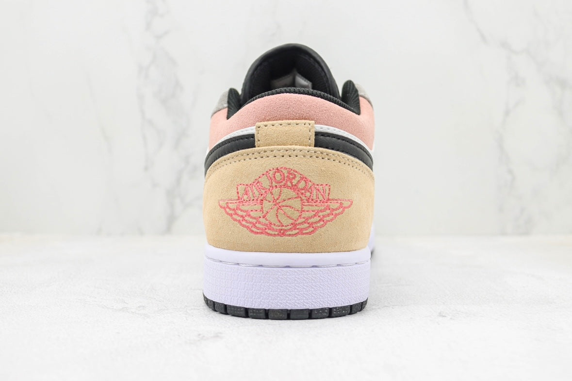 Jordan 1 Low SE Flight Club 