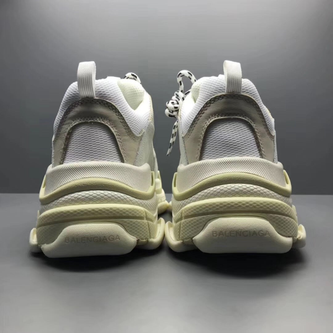 Balenciaga Triple S Branco 