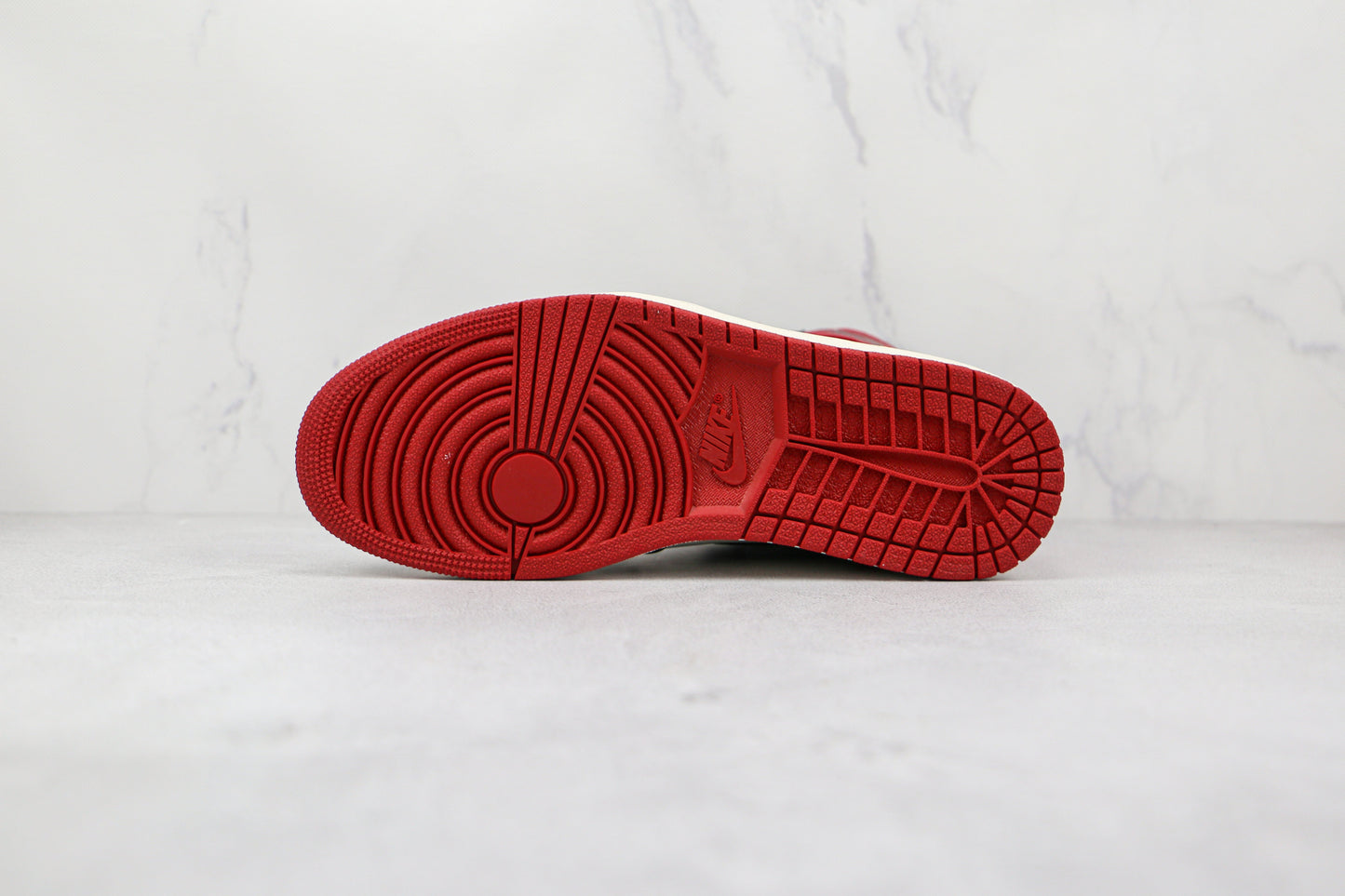 Jordan 1 Retro High Bred Toe 
