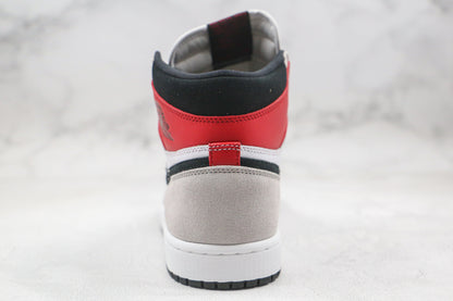 Jordan 1 Retro High Light Smoke Grey 