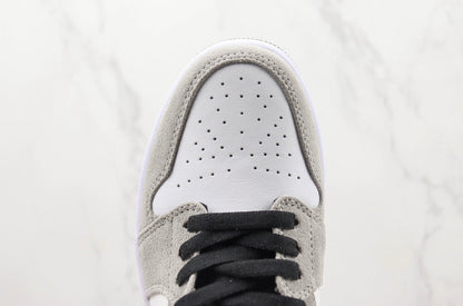 Jordan 1 Low SE Flight Club 