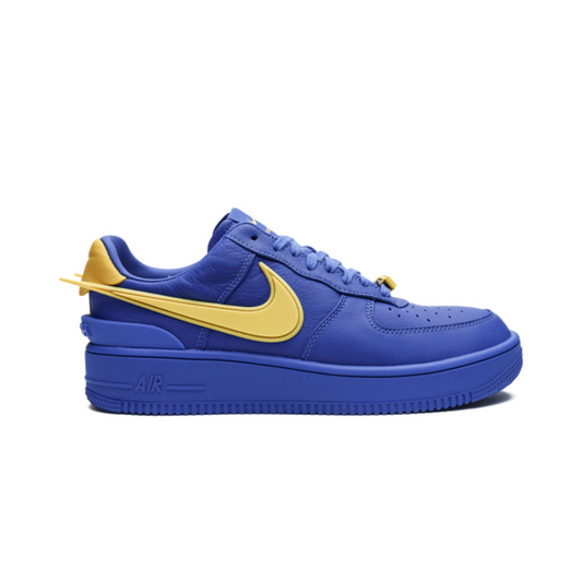 Ambush x Nike Air Force 1 Low Game Royal e Vivid Sulphur