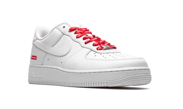 Nike Air Force 1 Low Supreme Branco