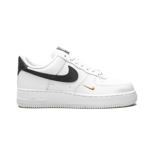 Nike Air Force 1 Essential Branco Preto Dourado