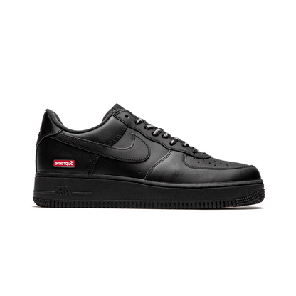 Nike Air Force 1 Low Supreme Preto
