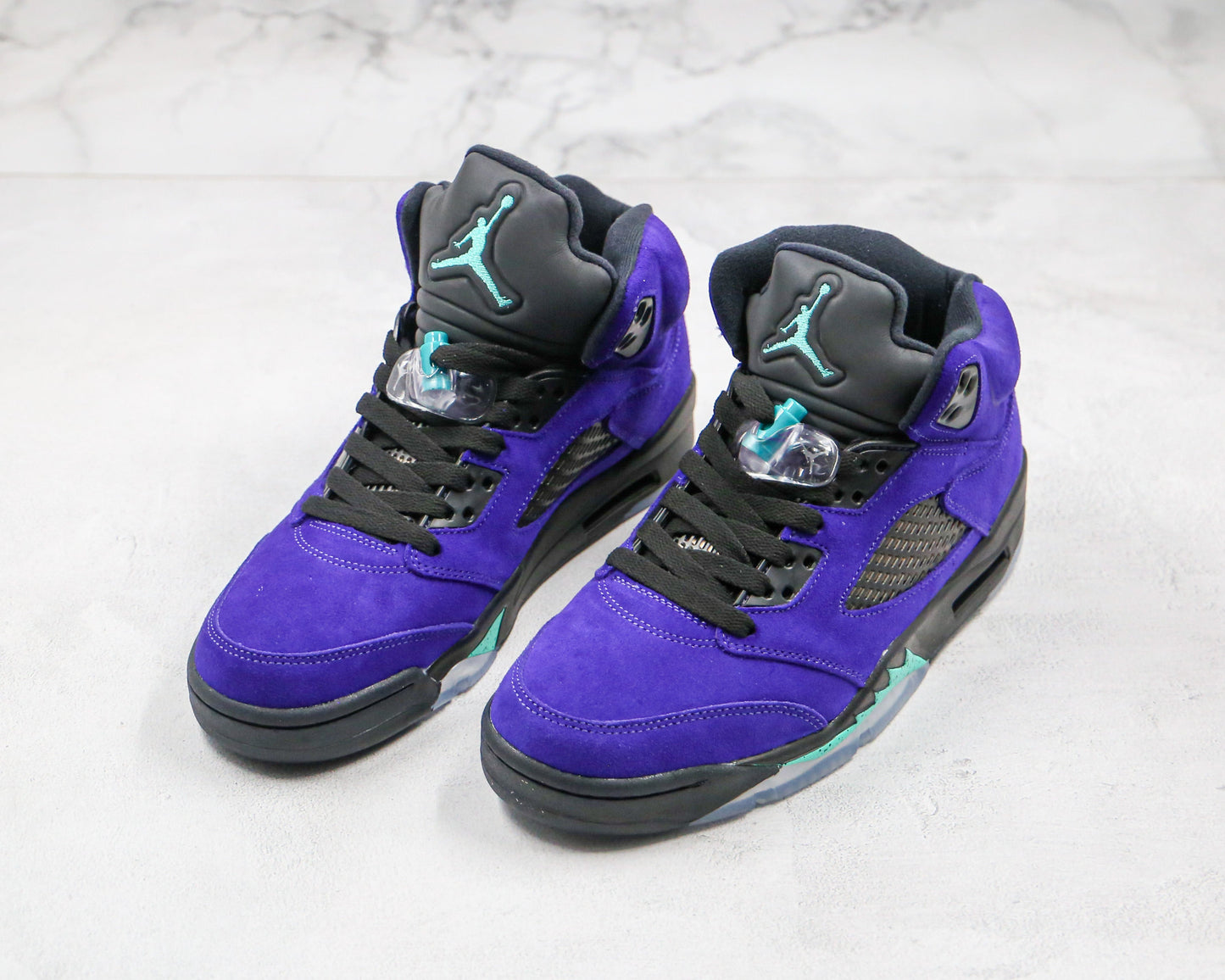 Jordan 5 Retro Alternate Grape 