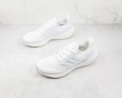 Adidas UltraBoost 22 Branco Triplo 