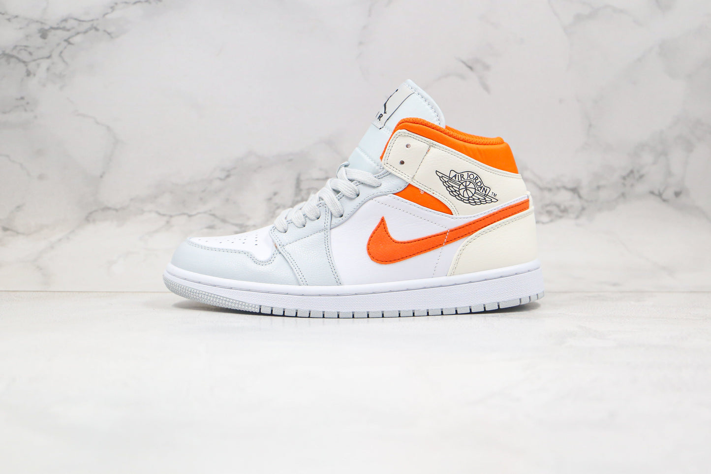 Jordan 1 Mid Starfish Pure Platinum 