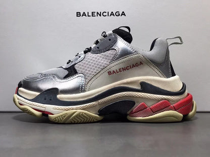 Balenciaga Triple S Prata e Preto 2019
