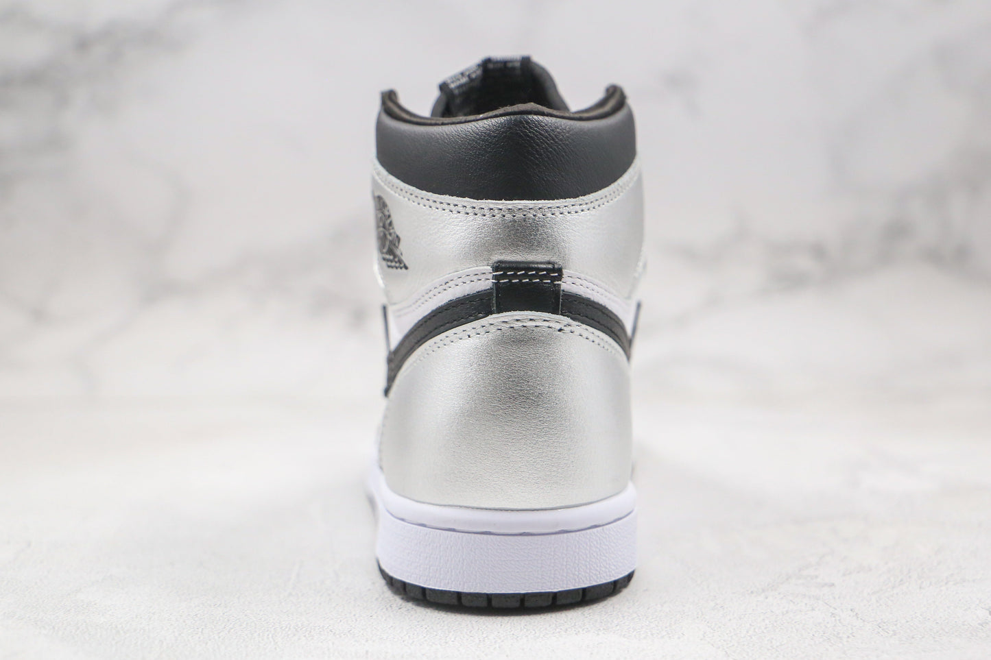 Jordan 1 Retro High Silver Toe 