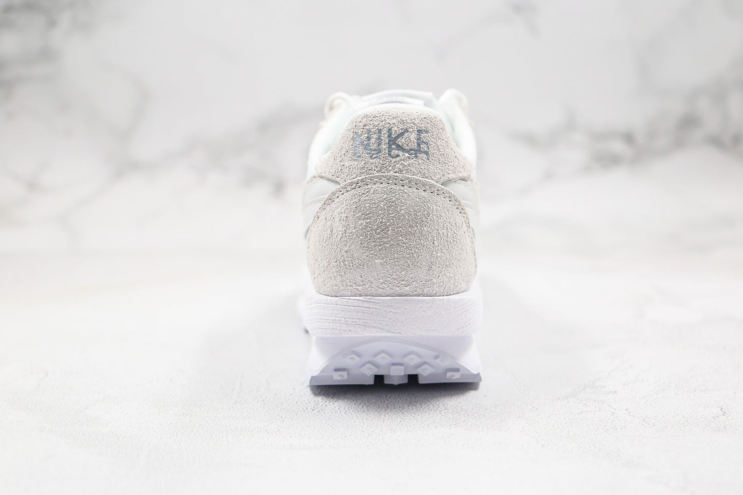 Tênis Nike Waffle Sacai Branco Nylon 