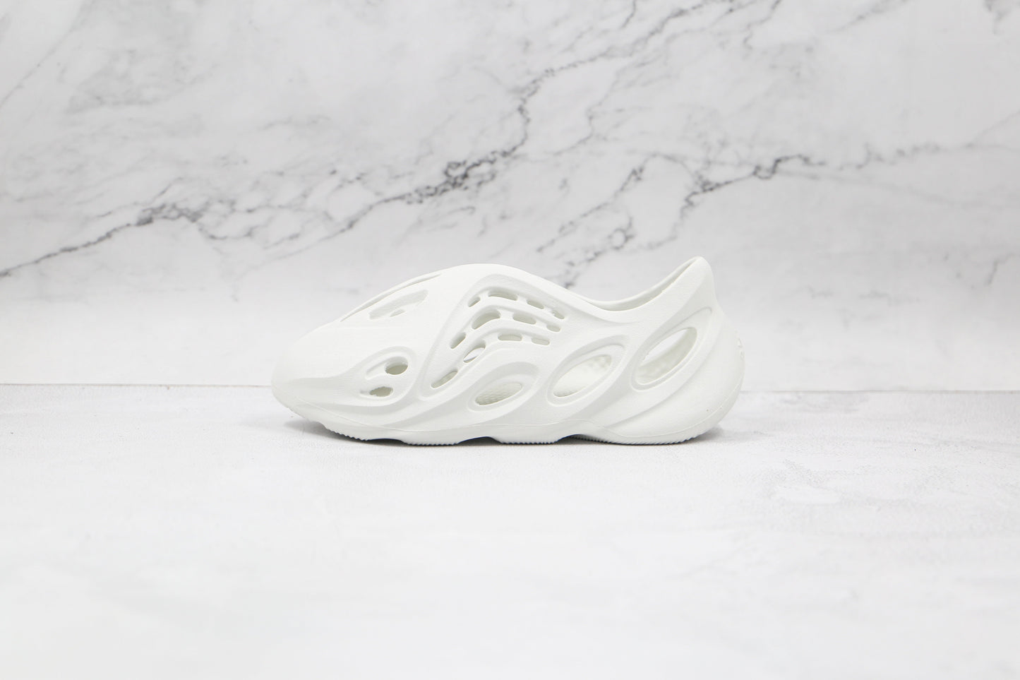 Adidas Yeezy Foam Sand 