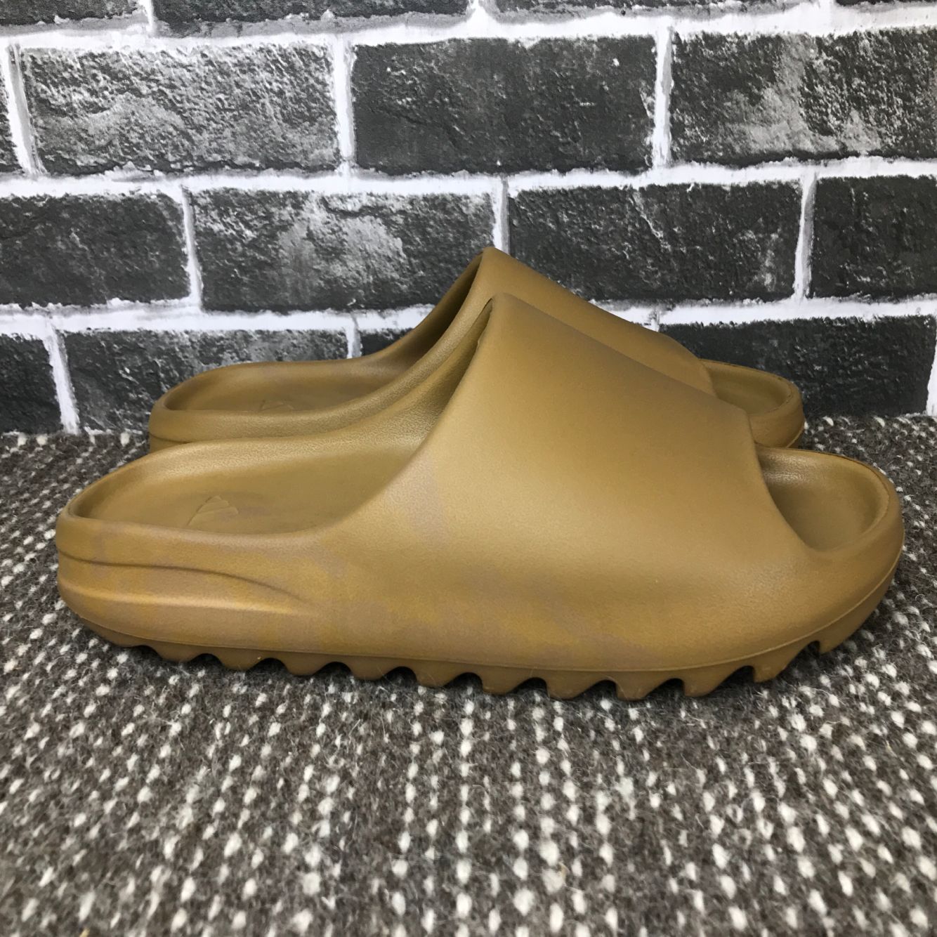 Adidas Yeezy Slide Ocre 