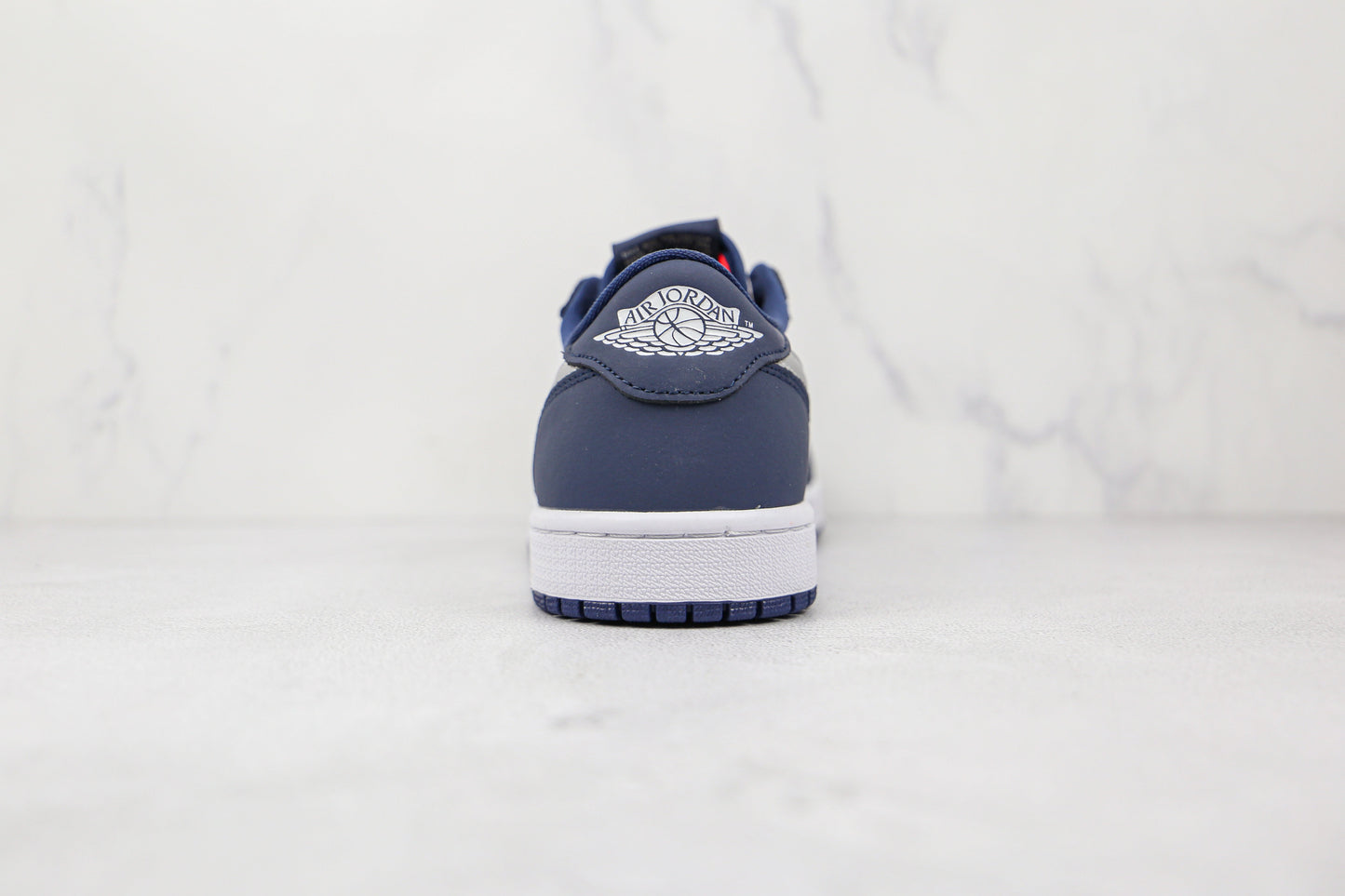 Jordan 1 Low SB Azul Marinho 