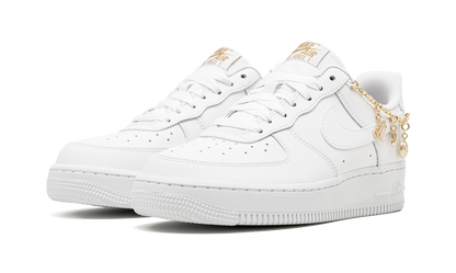 Pingente Nike Air Force 1 Low LX Branco