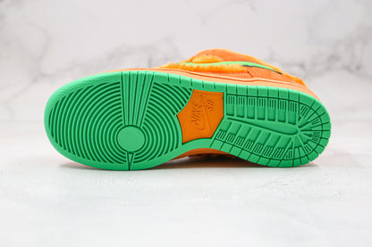 Nike SB Dunk Low Grateful Dead Bears Laranja