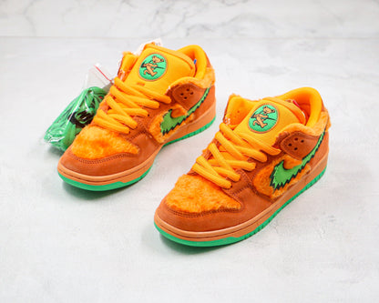 Nike SB Dunk Low Grateful Dead Bears Laranja