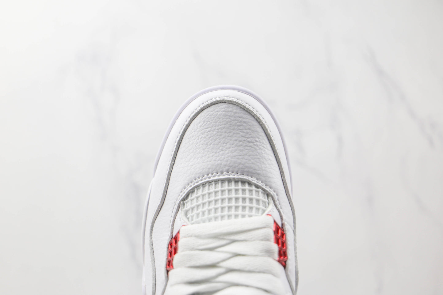 Jordan 4 Retro Vermelho Metálico