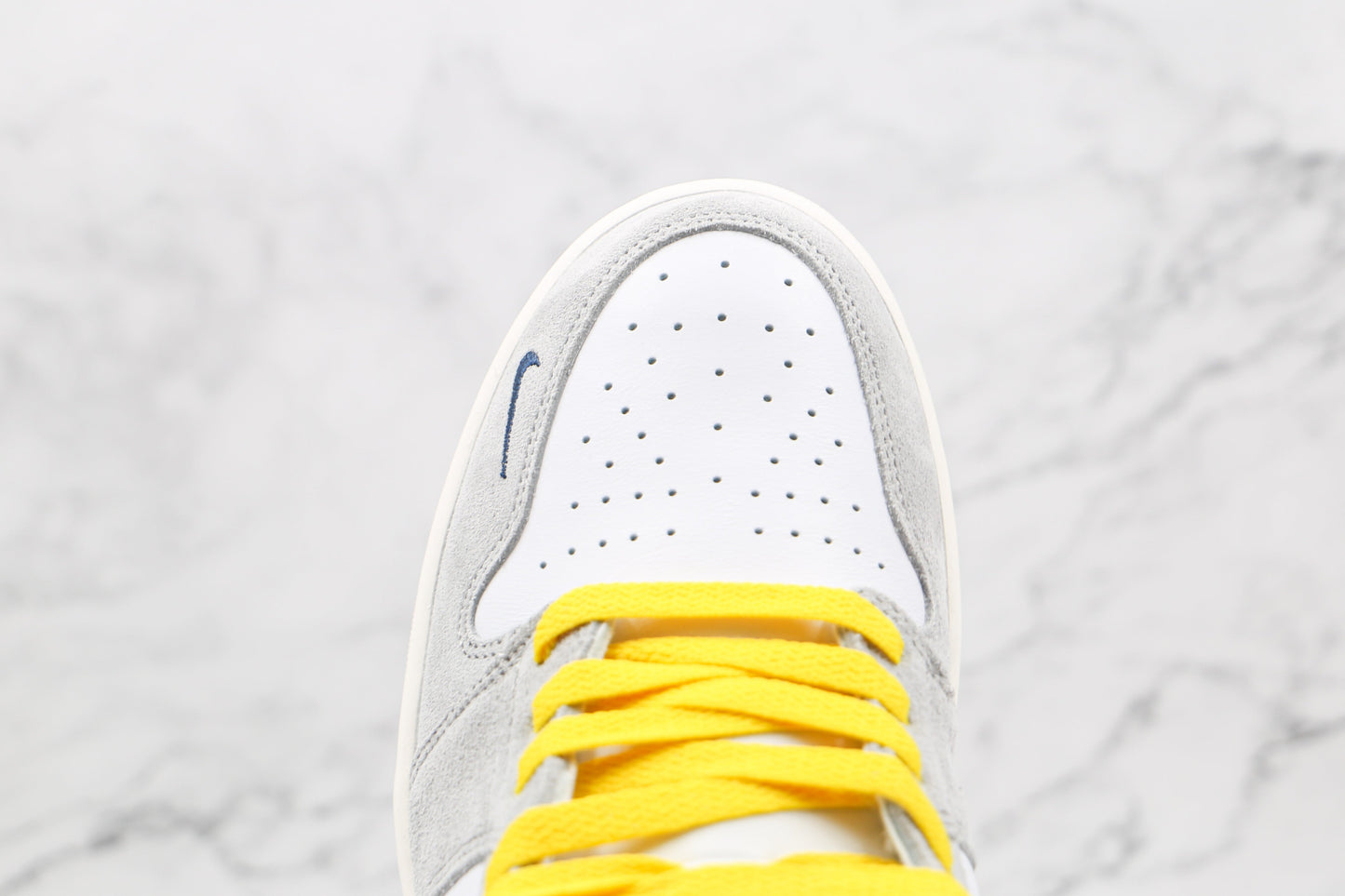 Jordan 1 High Switch Cinza Fumaça Claro