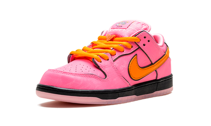 Nike SB Dunk Low Blossom x As Meninas Superpoderosas