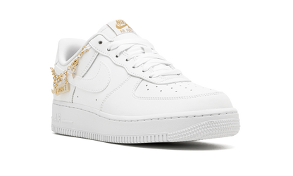 Pingente Nike Air Force 1 Low LX Branco